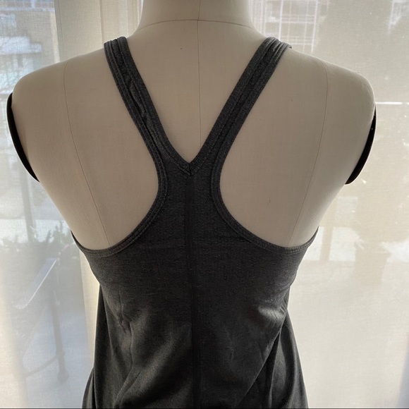 Under Armour tank top - Picture 6 of 6